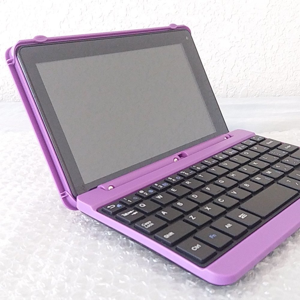 RCA Voyager Pro Tablet W/ Keyboard Case, 7" Multi-Touch Display - Purple